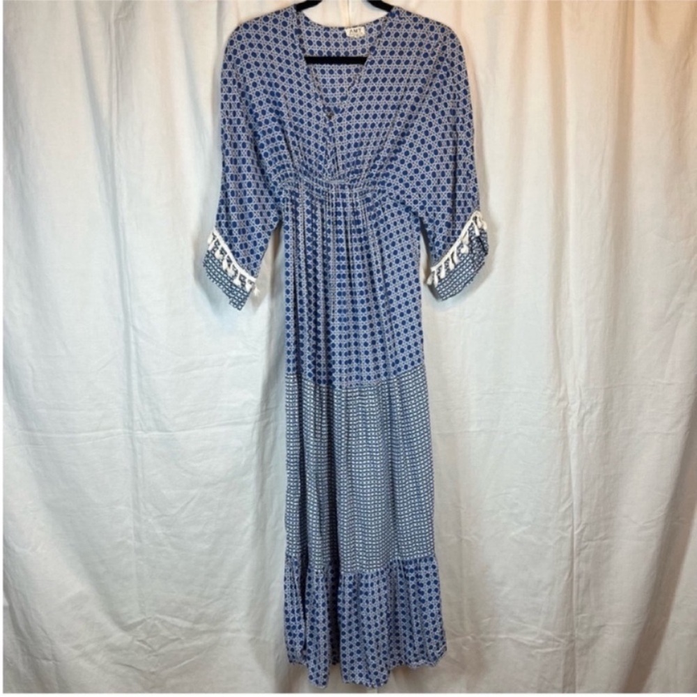 Boutique AMT boho geometric print tassel empire waist maxi dress v neck flowy